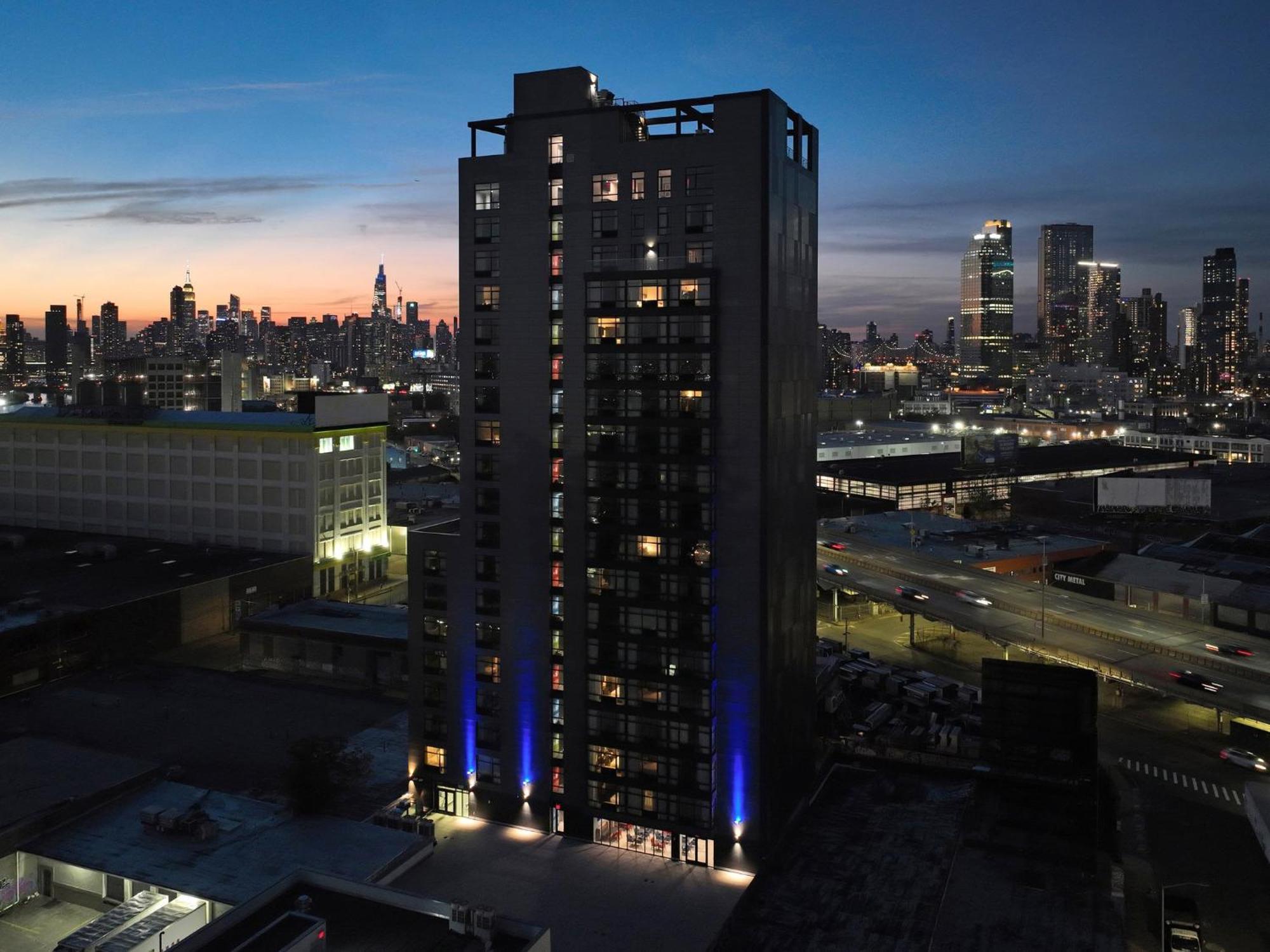 Holiday Inn Express Long Island City E - New York By Ihg Exterior foto