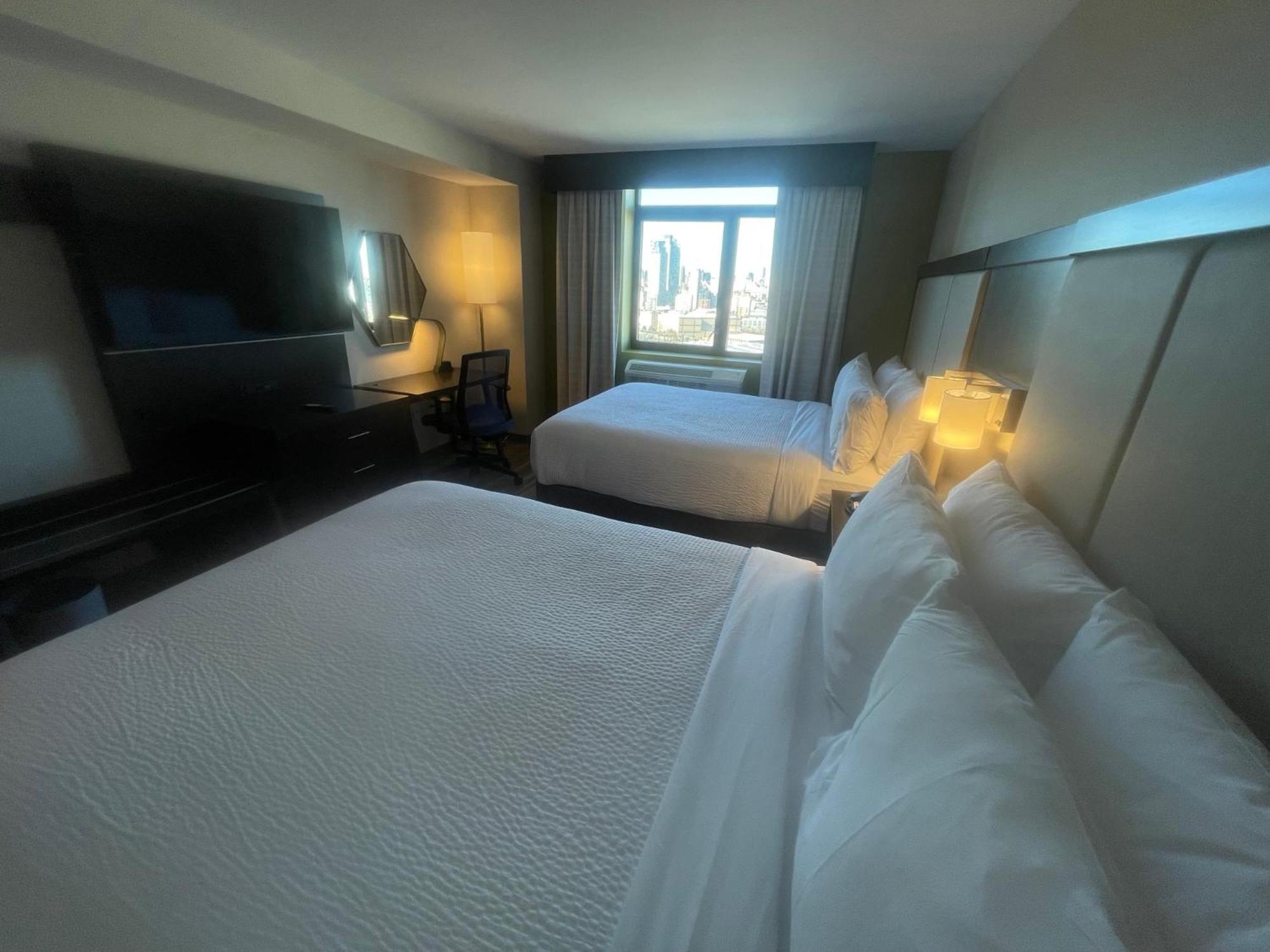 Holiday Inn Express Long Island City E - New York By Ihg Exterior foto