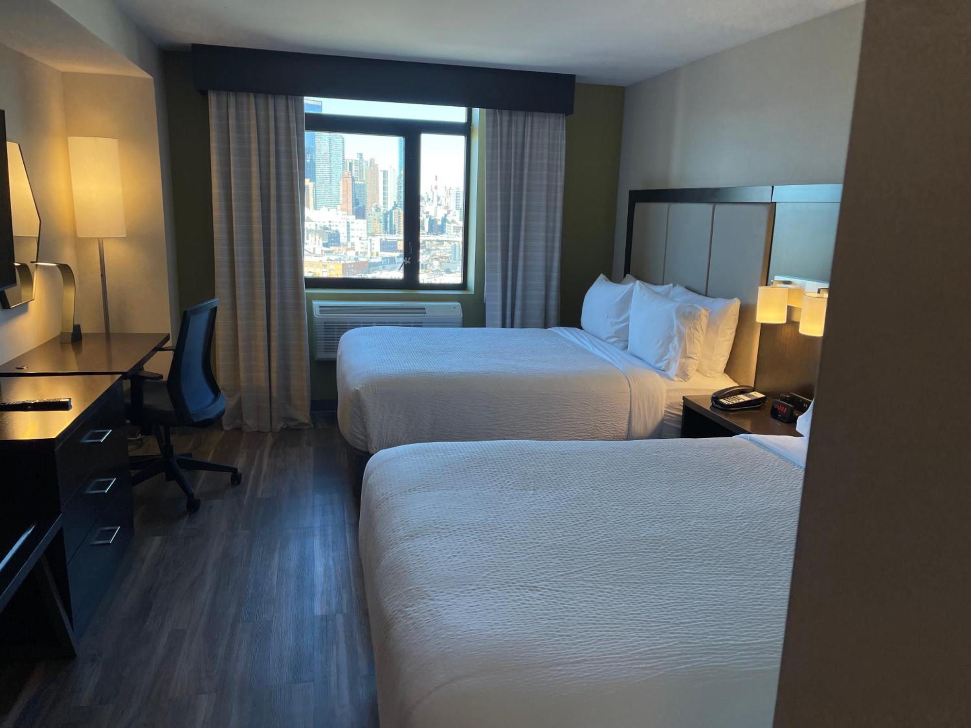 Holiday Inn Express Long Island City E - New York By Ihg Exterior foto