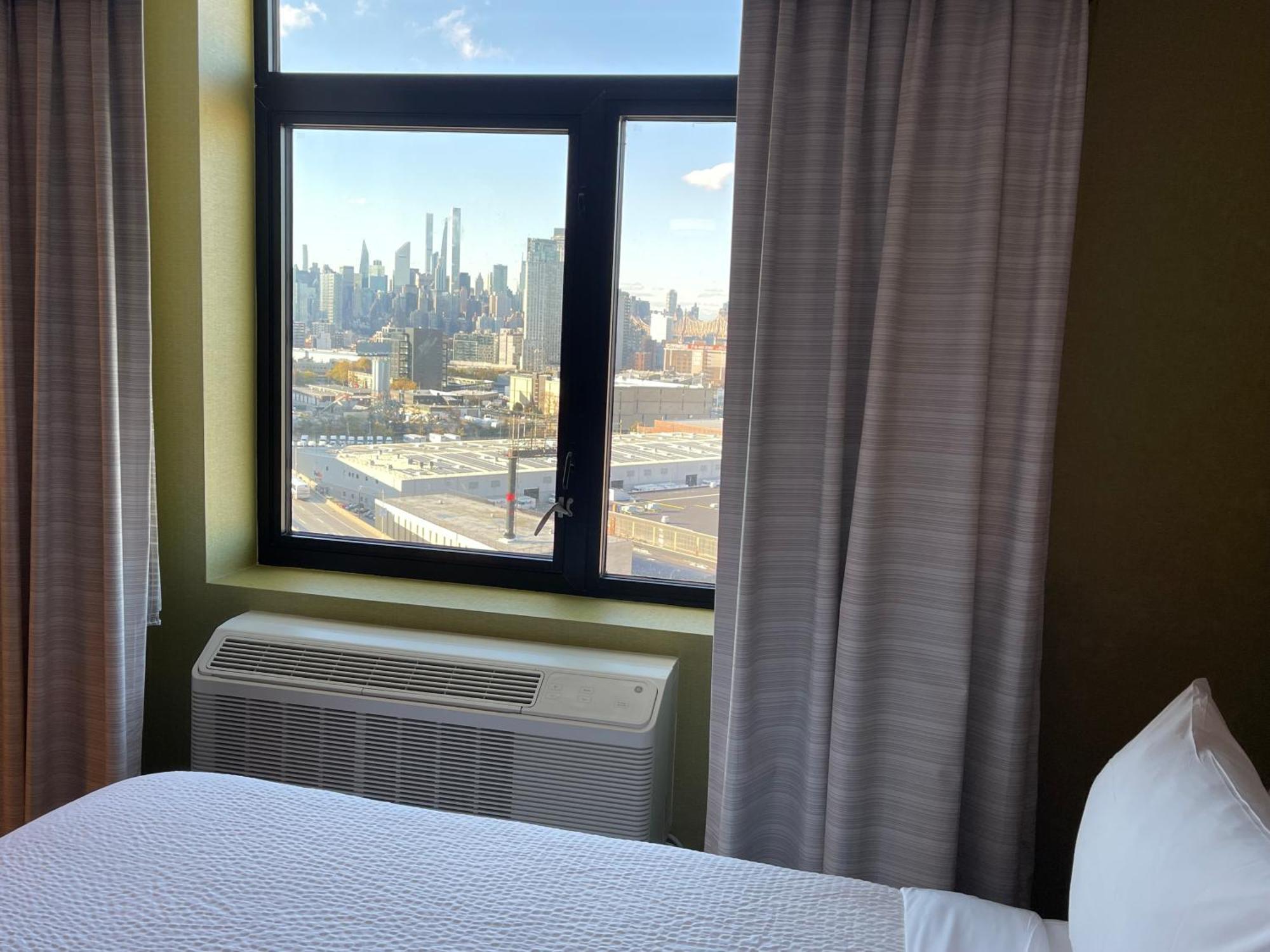 Holiday Inn Express Long Island City E - New York By Ihg Exterior foto